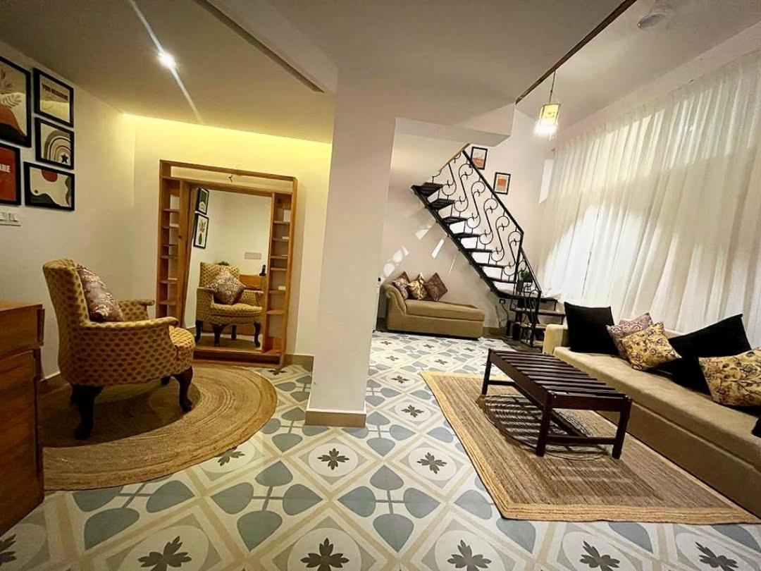 Wtf My House Otel Baga Dış mekan fotoğraf
