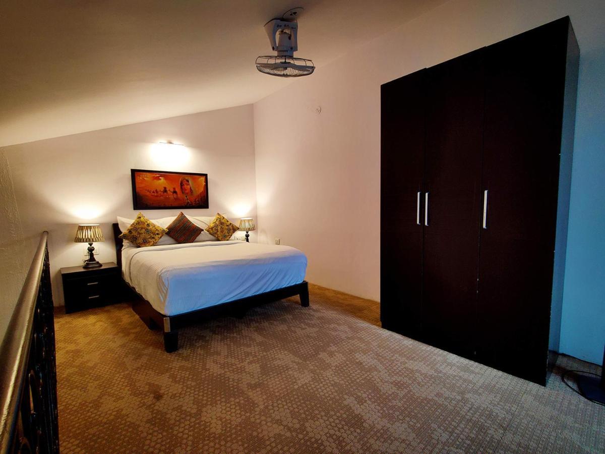 Wtf My House Otel Baga Dış mekan fotoğraf